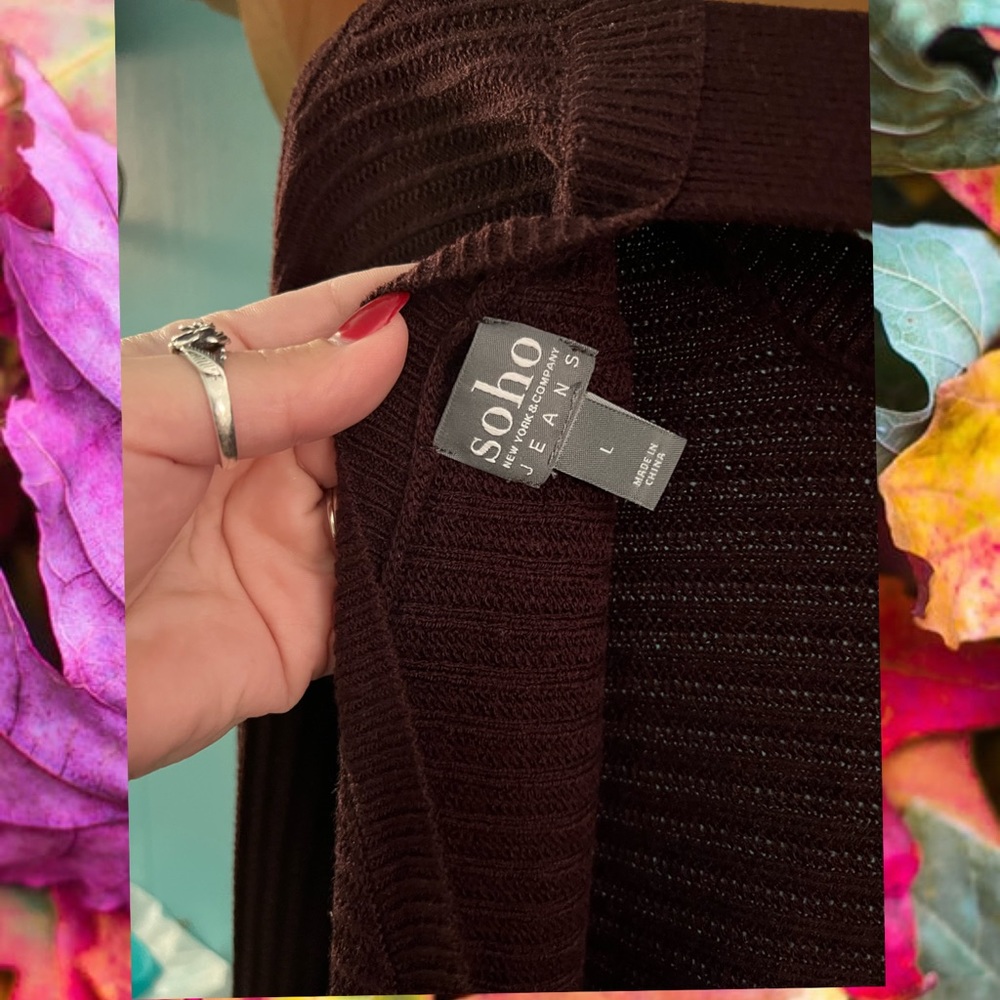 Open back sweater - Picture 3 of 3